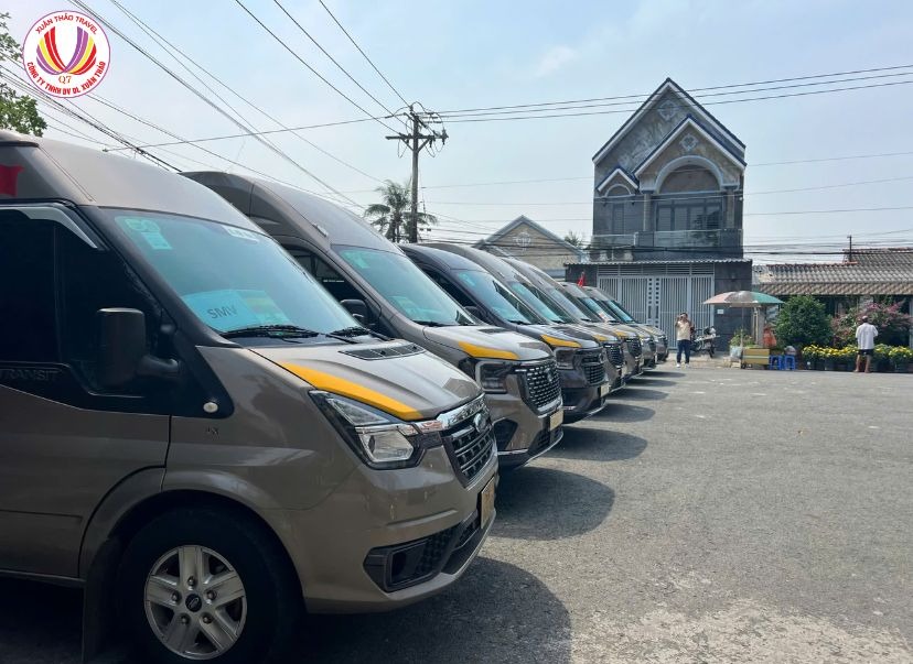 Vì sao dịch vụ thuê xe 16 chỗ đang trở thành lựa chọn phổ biến 